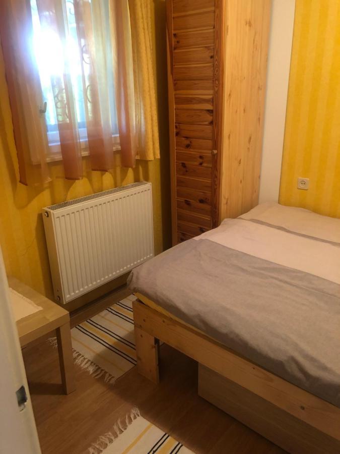 Oeroekzoeld Apartmanok Balatonfenyves Eksteriør bilde